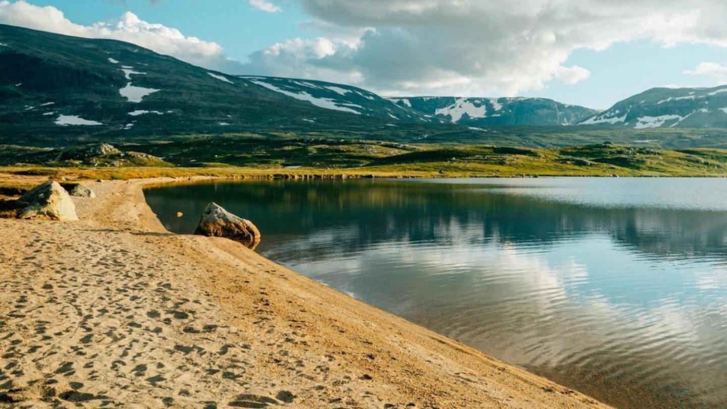 Koselig Hytte Med Usjenert Og Solrik Beliggenhet Гейло Екстериор снимка